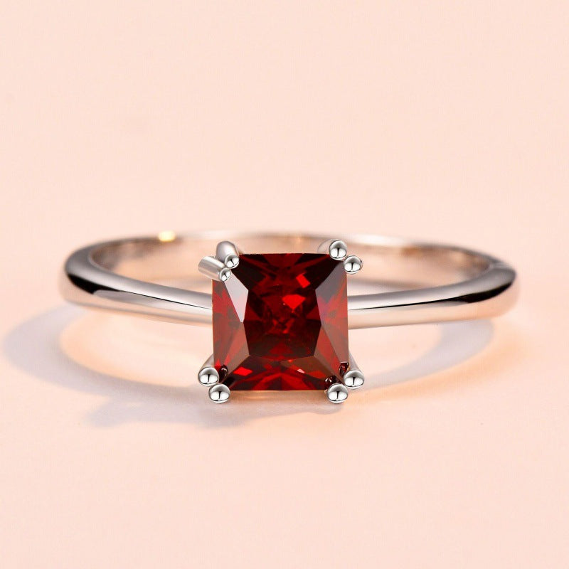 Square Ring With Four Prongs