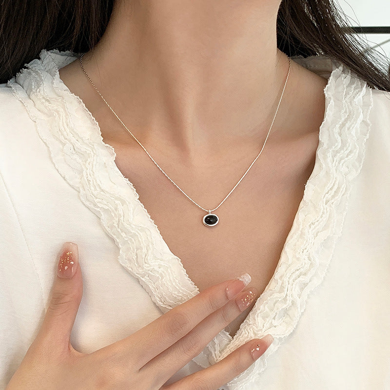 S925 Sterling Silver Oval White Mother-of-Pearl And Black Onyx Necklace