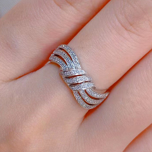 Cao Shi Ma Hua Knitted Light-Luxury Ring For Women